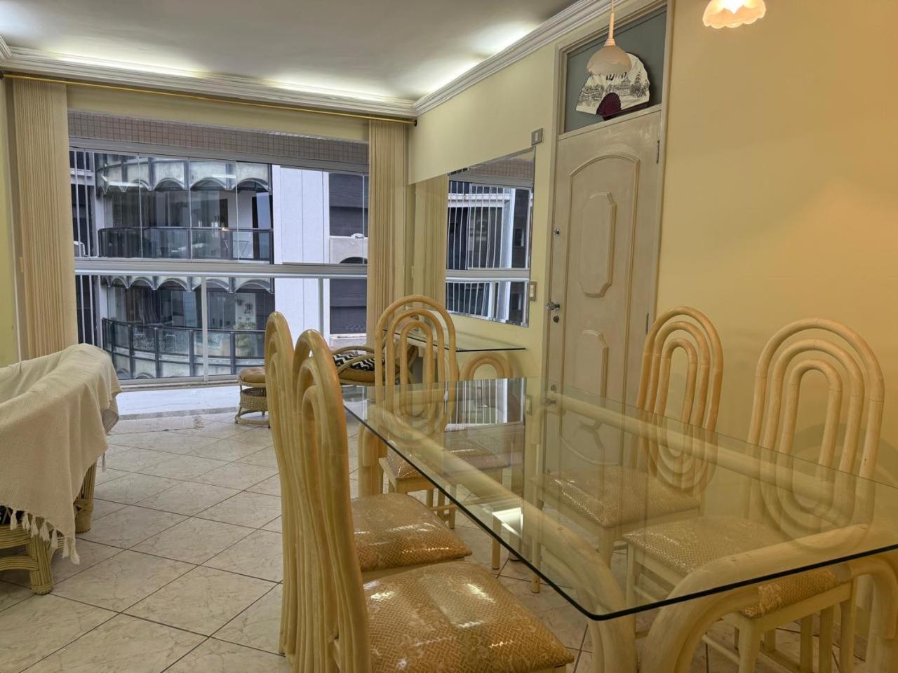 Apartamento Com Vista Mar グァルジャー エクステリア 写真