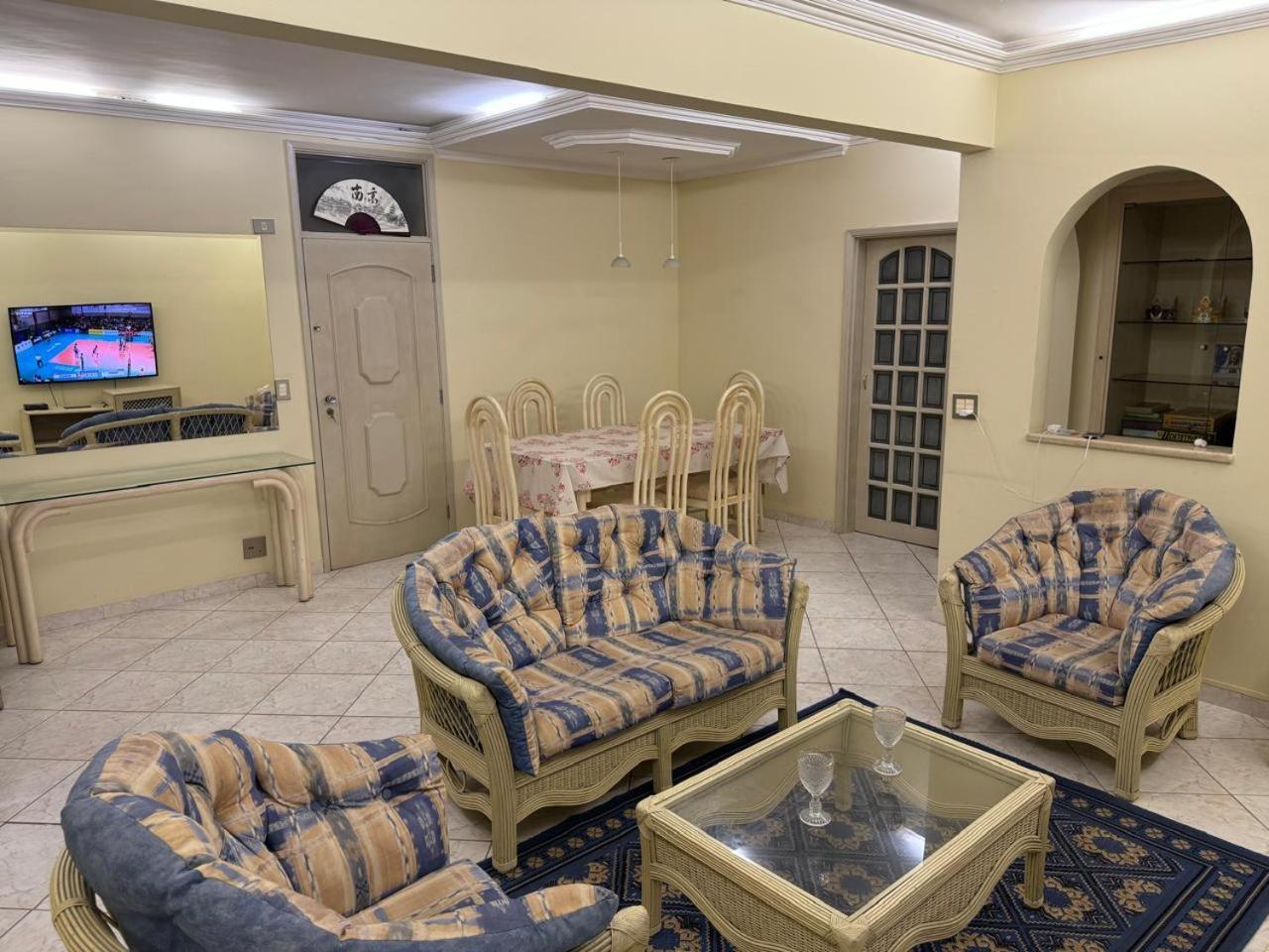 Apartamento Com Vista Mar グァルジャー エクステリア 写真
